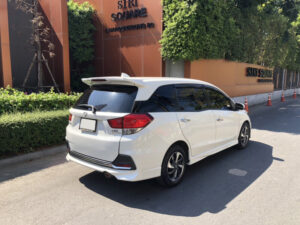 NGL Mercedes Rentalcars.com รถเช่าขับเอง รถเช่าพร้อมคนขับ รายวัน รายเดือน 146